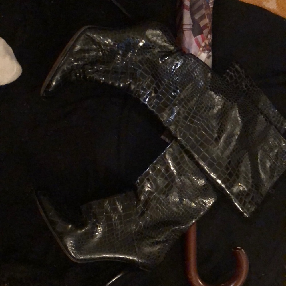 VERO CUROIO patent leather knee boots - Picture 1 of 5